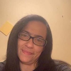 Meet your Posher, Angelia